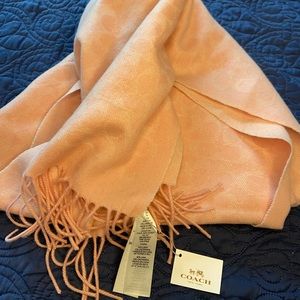 NWT Coach Signature C Wrap Scarf in Blush Wool Cashmere